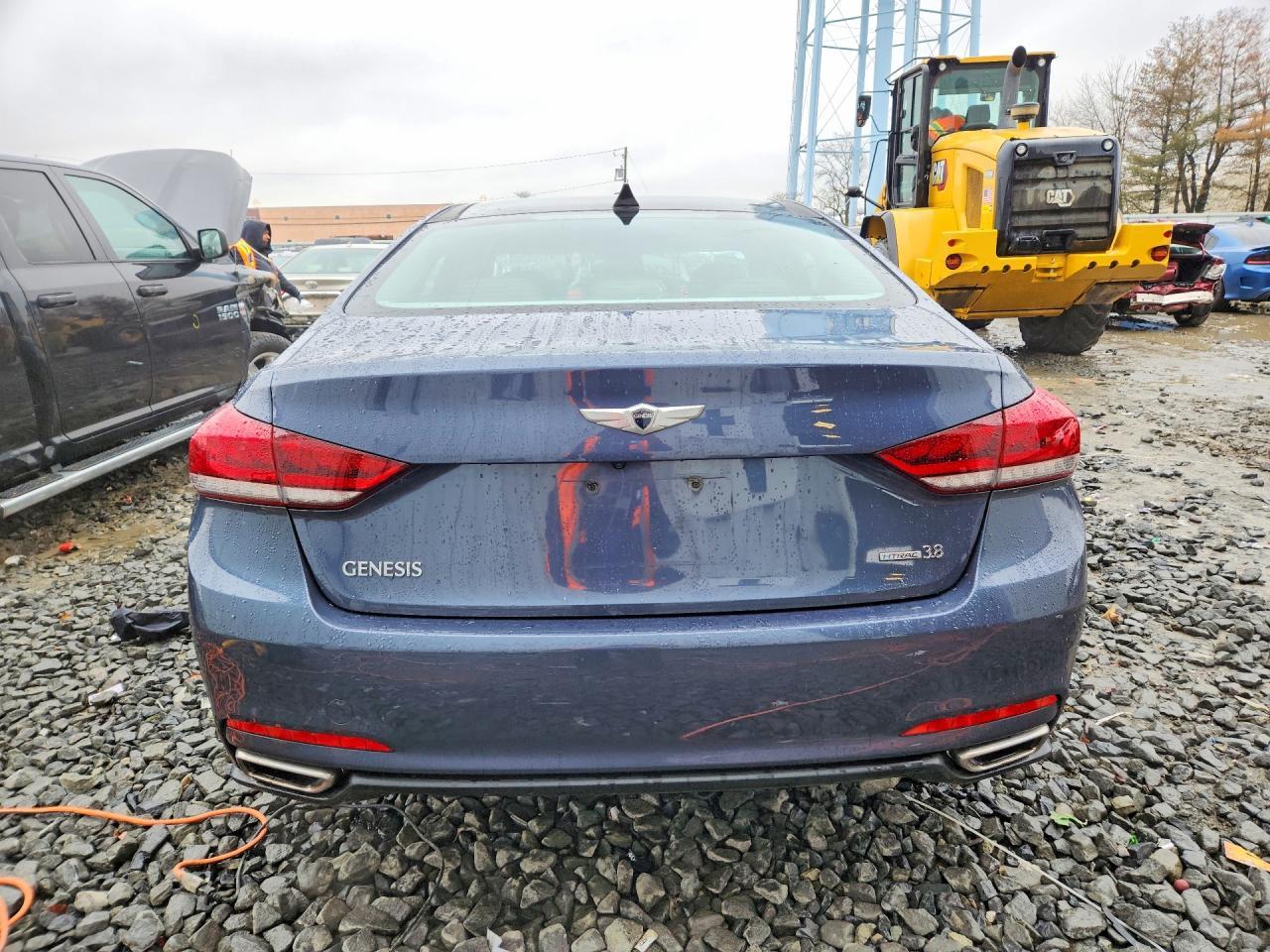 2016 Hyundai Genesis 3.8L - Фото 6