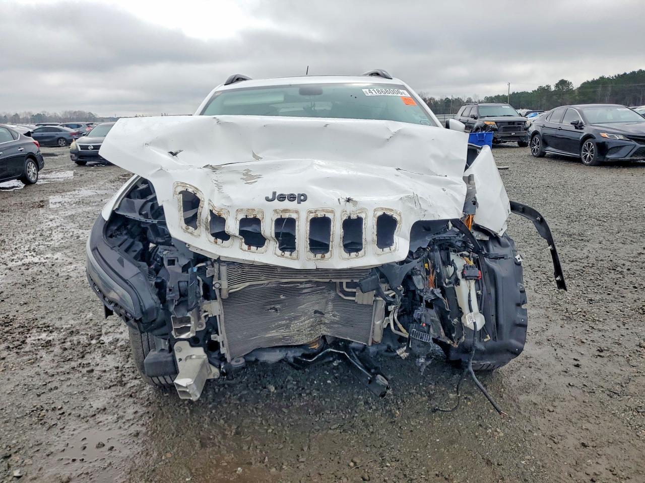 2019 Jeep Cherokee Latitude Plus - Image 5