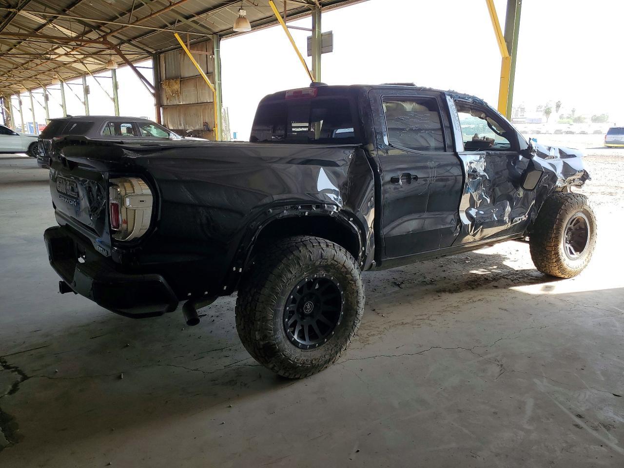 2024 GMC Canyon - Фото 3