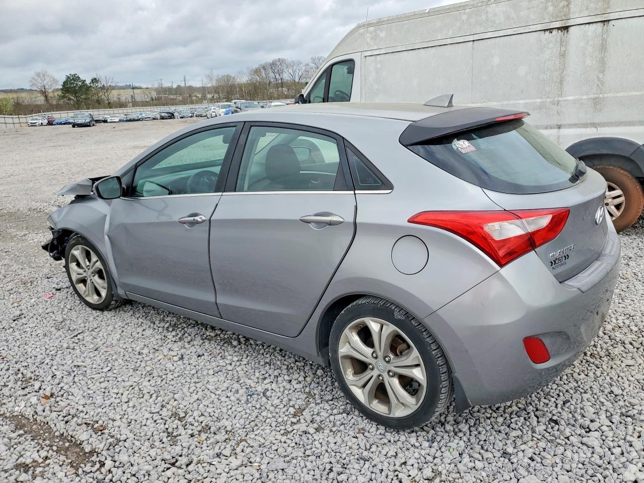 2013 Hyundai Elantra Gt Base - Фото 2