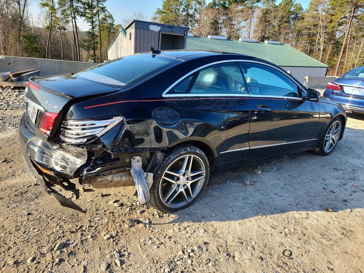 2014 Mercedes-Benz E 350 4Matic - Фото 3