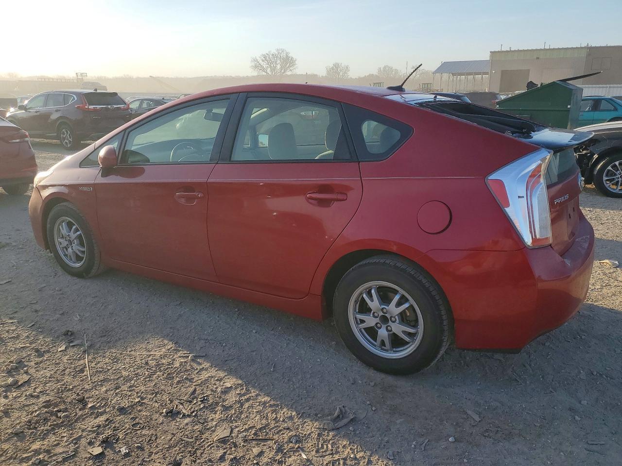 2015 Toyota Prius Three - Фото 2