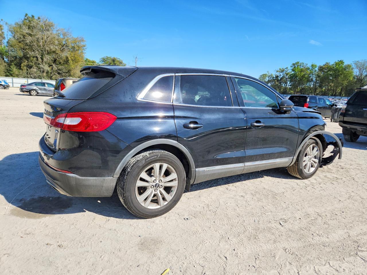 2018 Lincoln Mkx Premiere - Фото 3