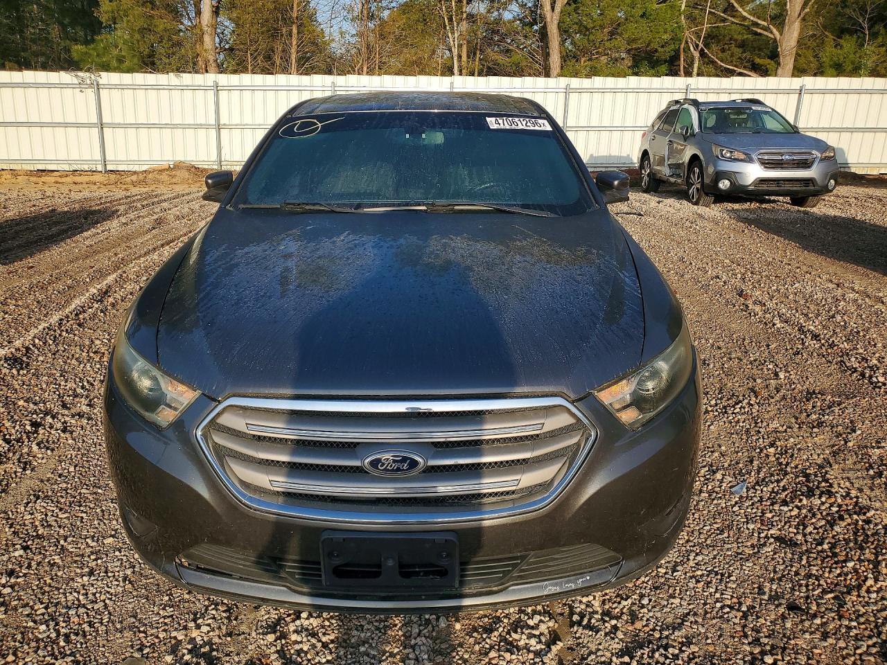2015 Ford Taurus Sel - Image 5