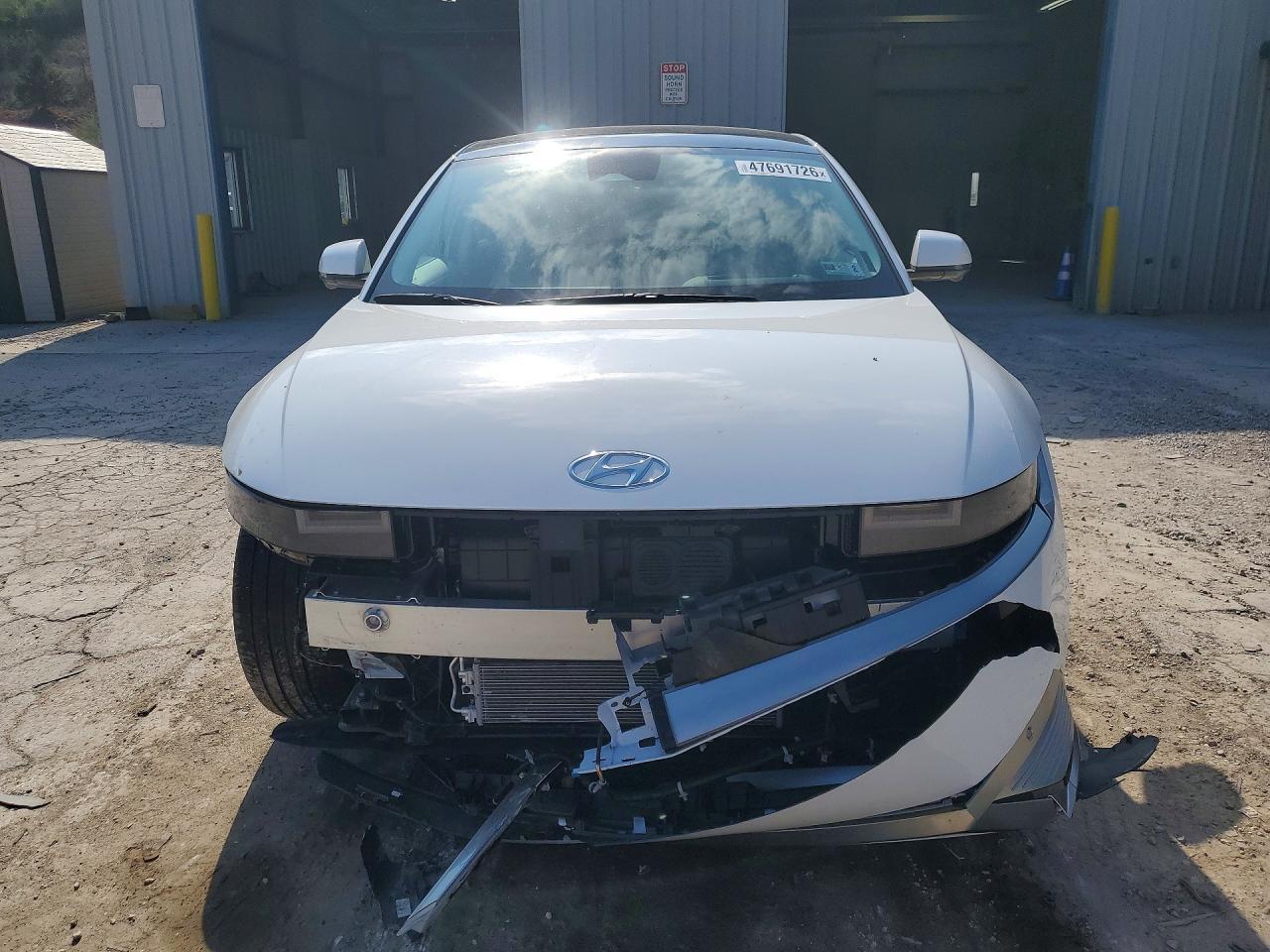 2024 Hyundai Ioniq 5 Limited - Image 5
