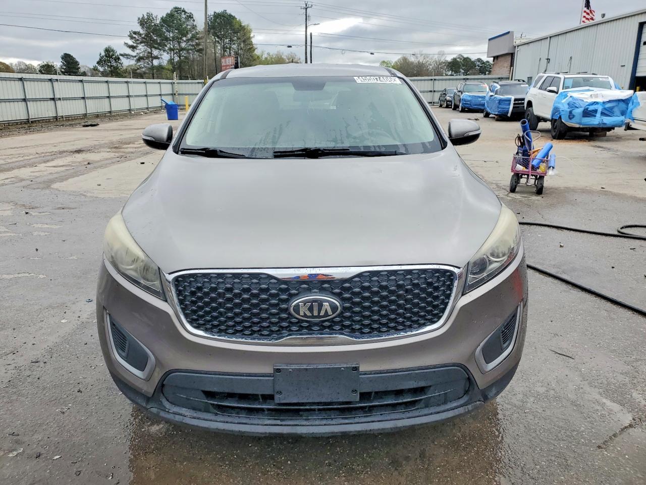 2017 Kia Sorento L - Image 5