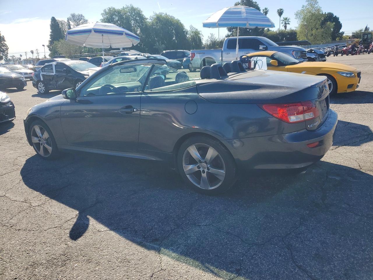 2010 Lexus Is 350C Base - Фото 2