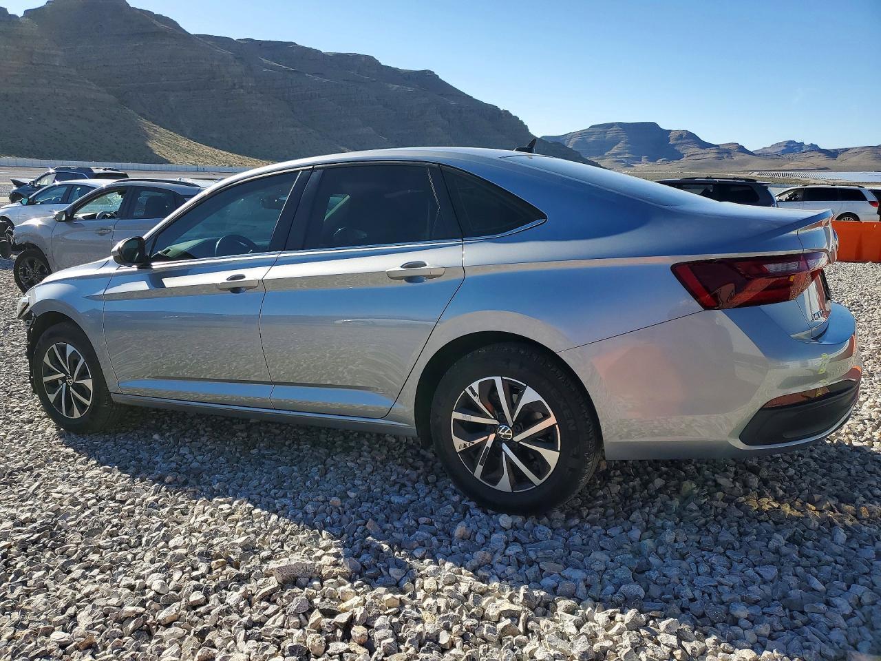 2024 Volkswagen Jetta S - Фото 2