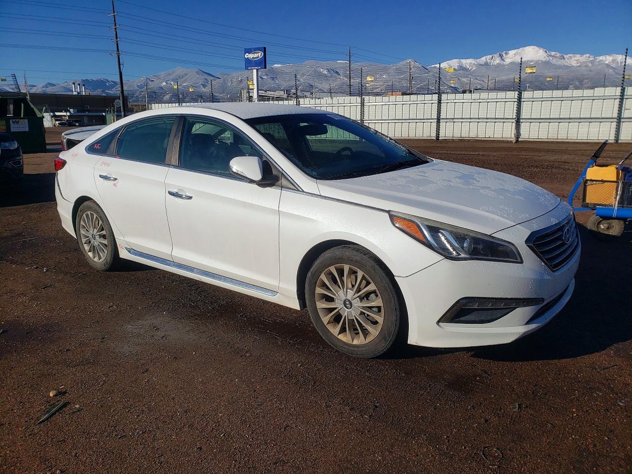 2015 Hyundai Sonata Limited - Image 4