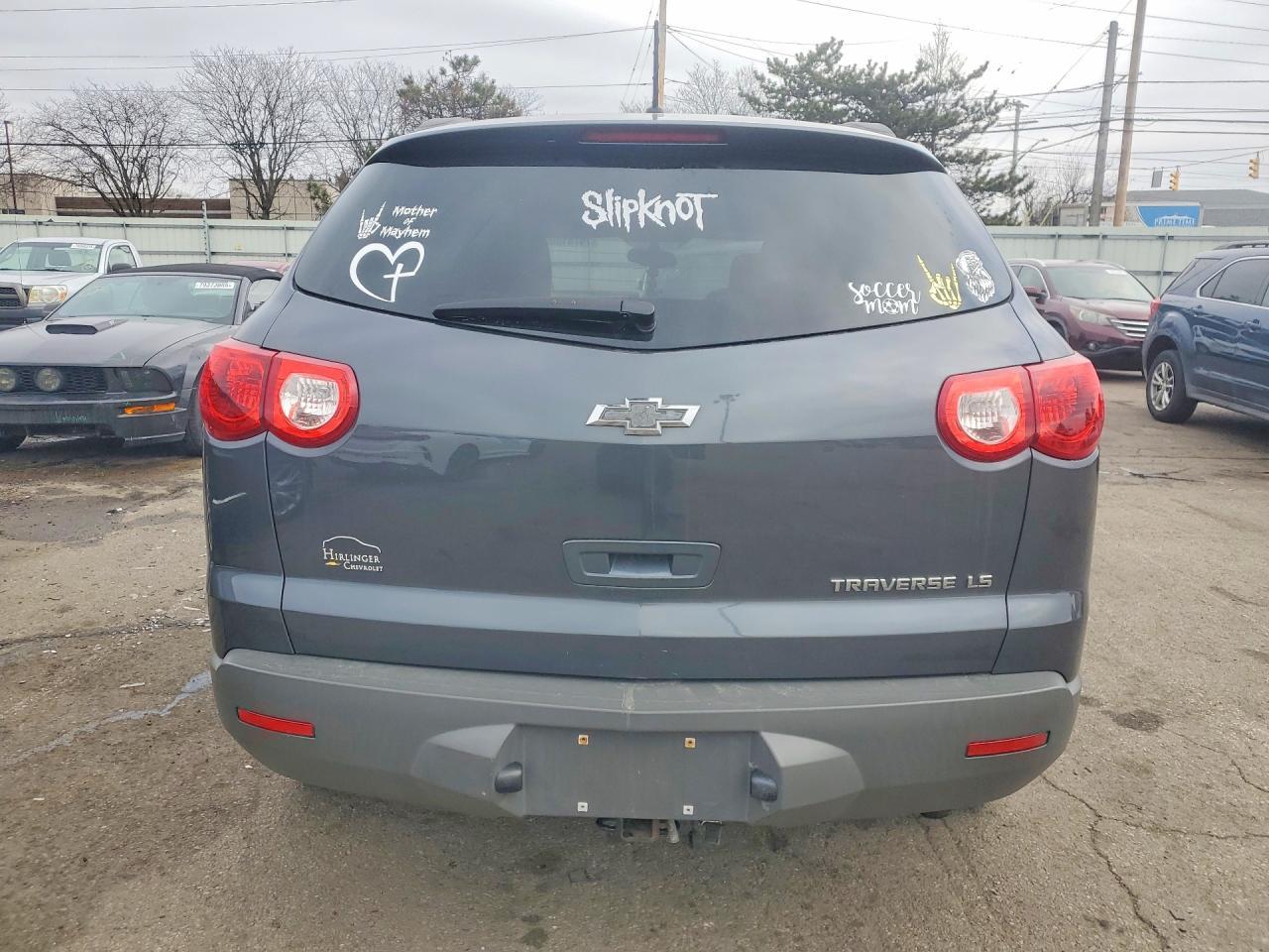 2012 Chevrolet Traverse Ls - Image 6