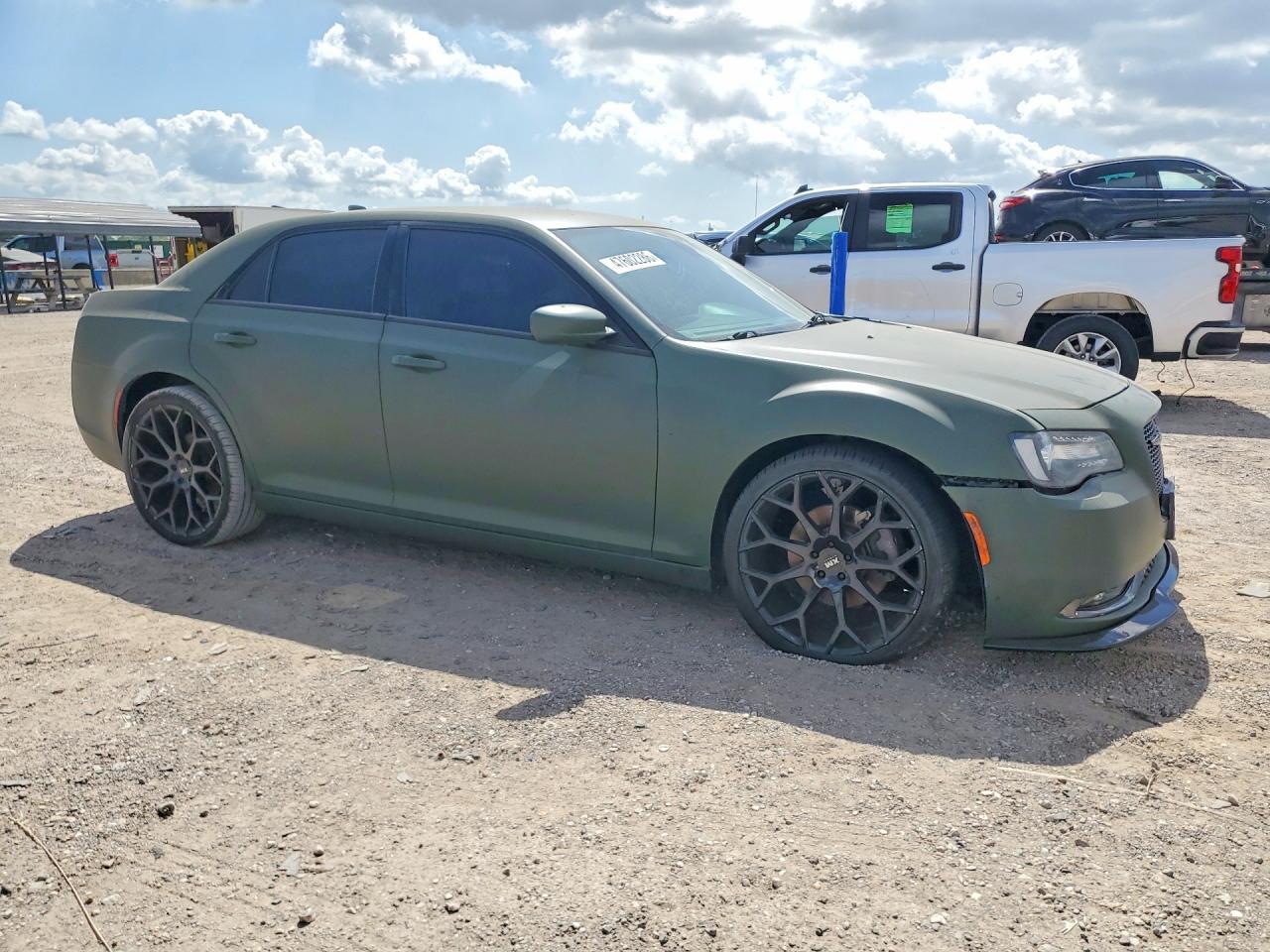 2020 Chrysler 300 S - Фото 4