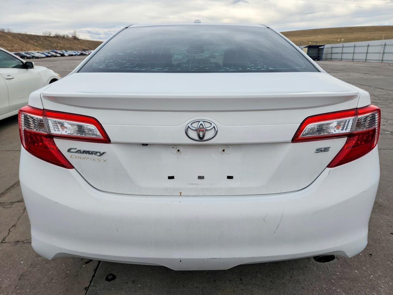 2013 Toyota Camry Se - Фото 6