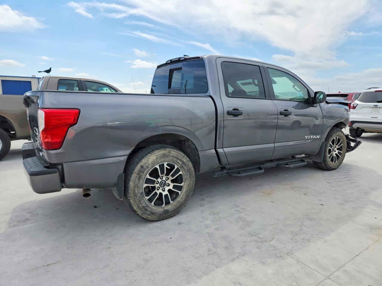 2024 Nissan Titan Sv - Фото 3