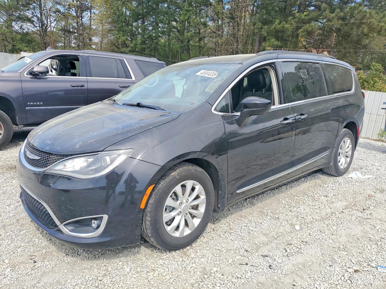 2017 Chrysler Pacifica Touring L