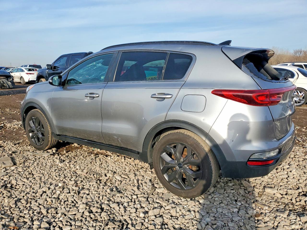2021 Kia Sportage S - Фото 2