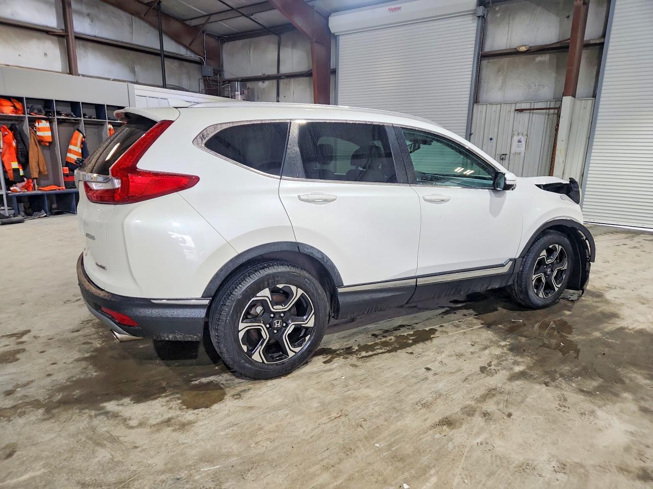 2017 Honda Cr-V Touring - Image 3