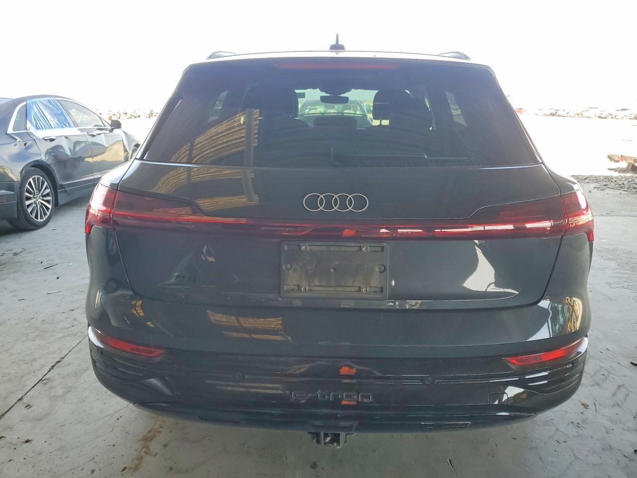 2024 Audi Q8 E-Tron Premium Plus - Фото 6