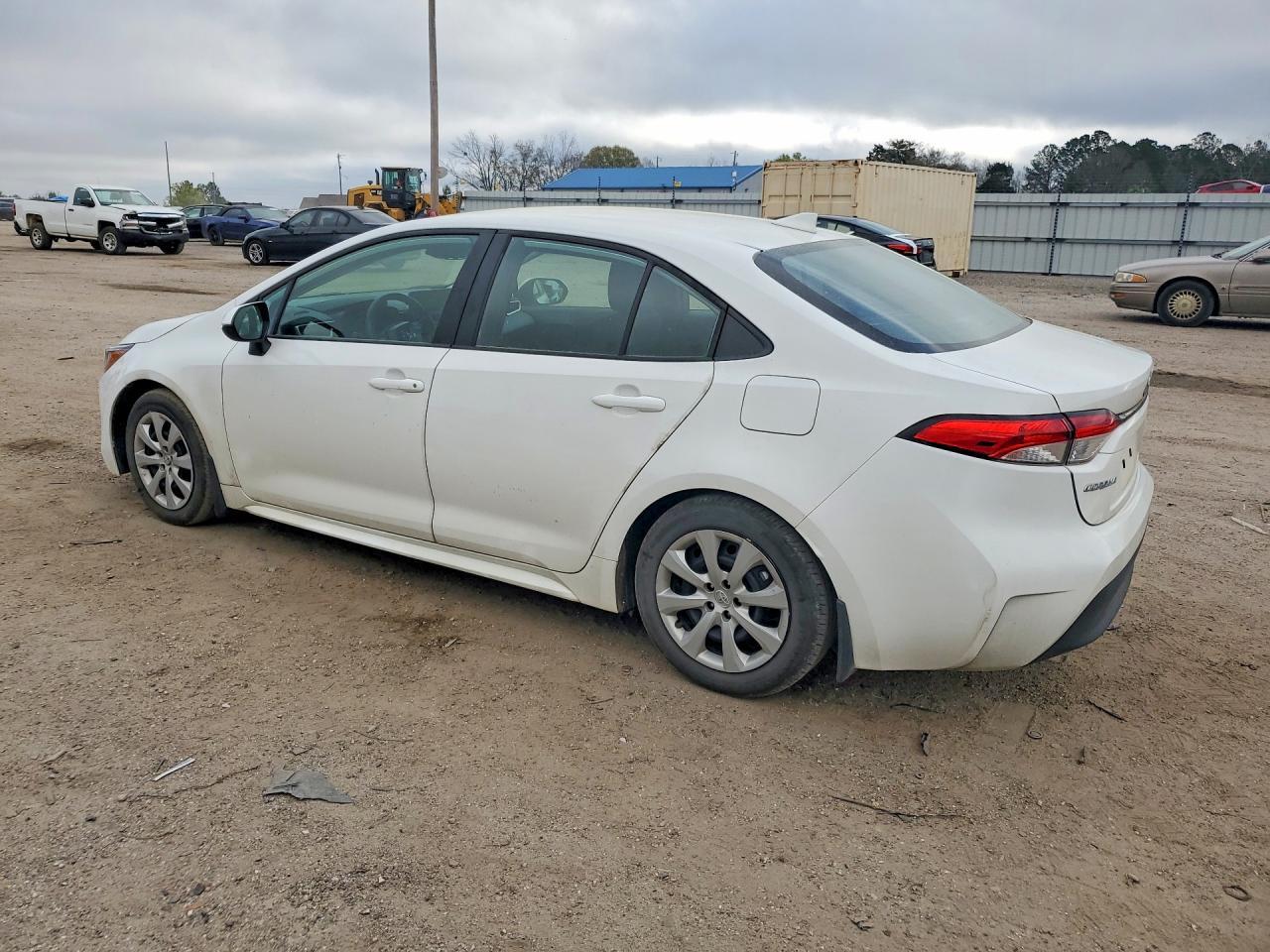 2025 Toyota Corolla Le - Фото 2