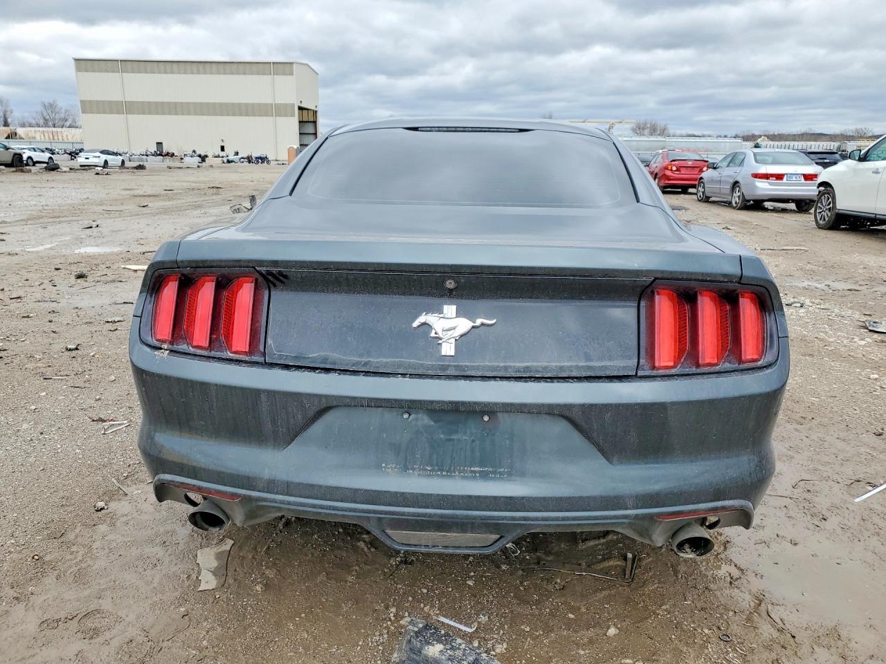 2015 Ford Mustang - Image 6