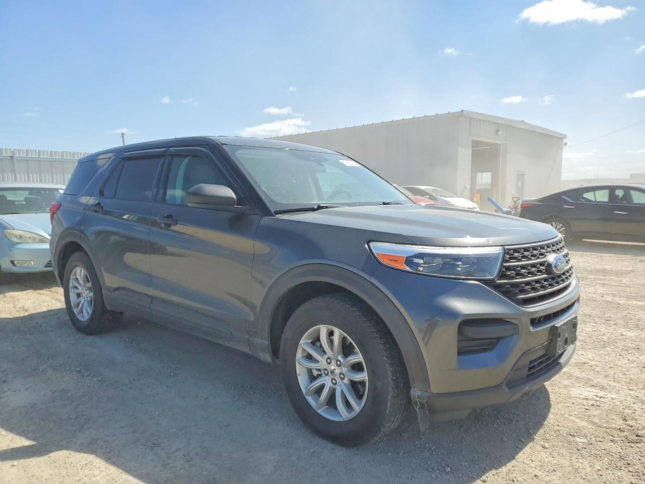 2020 Ford Explorer - Image 4