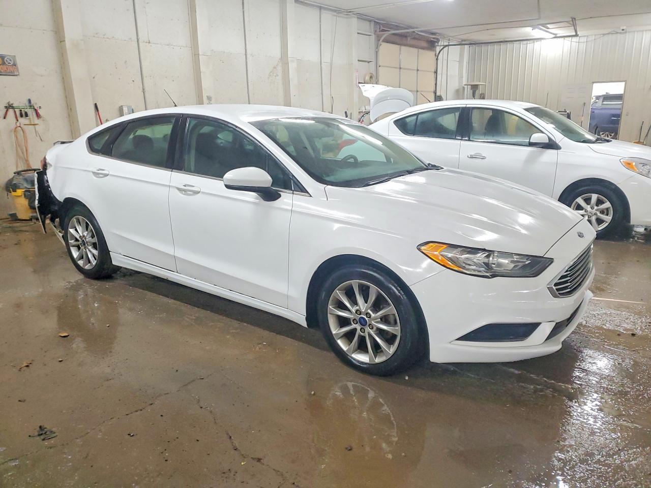 2017 Ford Fusion Se - Фото 4