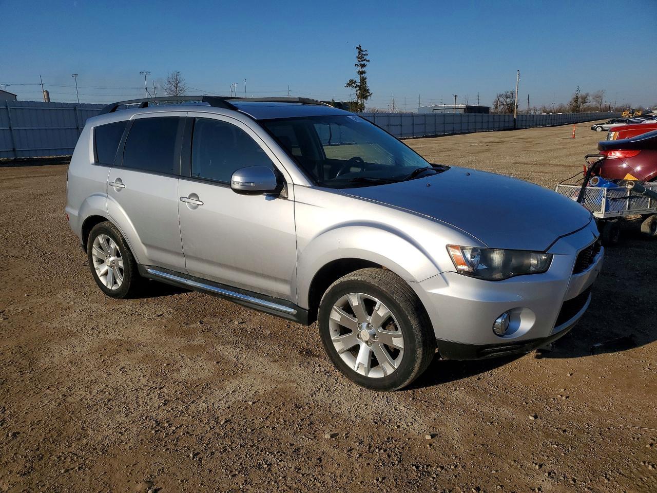 2012 Mitsubishi Outlander Se - Фото 4