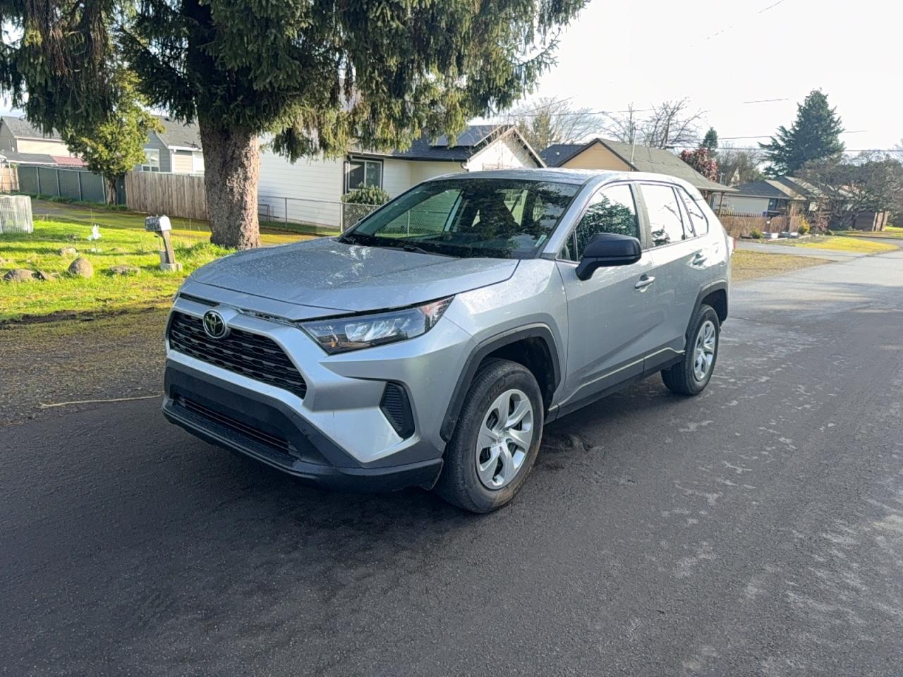 2022 Toyota Rav4 Le - Фото 2
