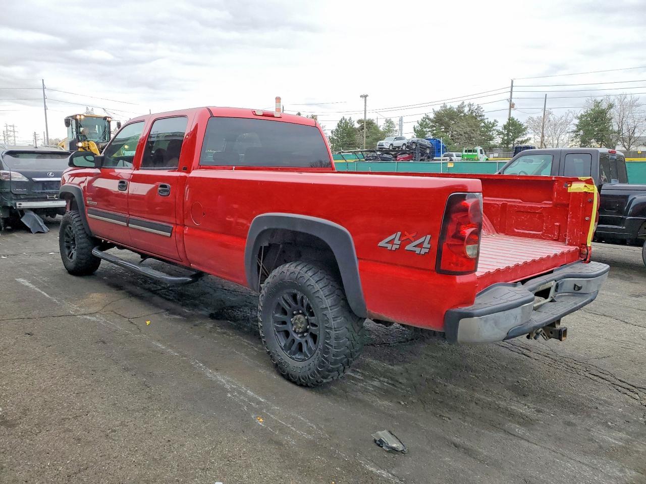 2005 Chevrolet Silverado K2500 Heavy Duty - Image 2