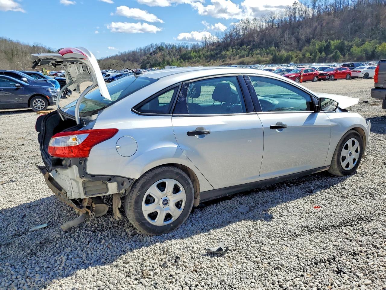 2014 Ford Focus S - Фото 3