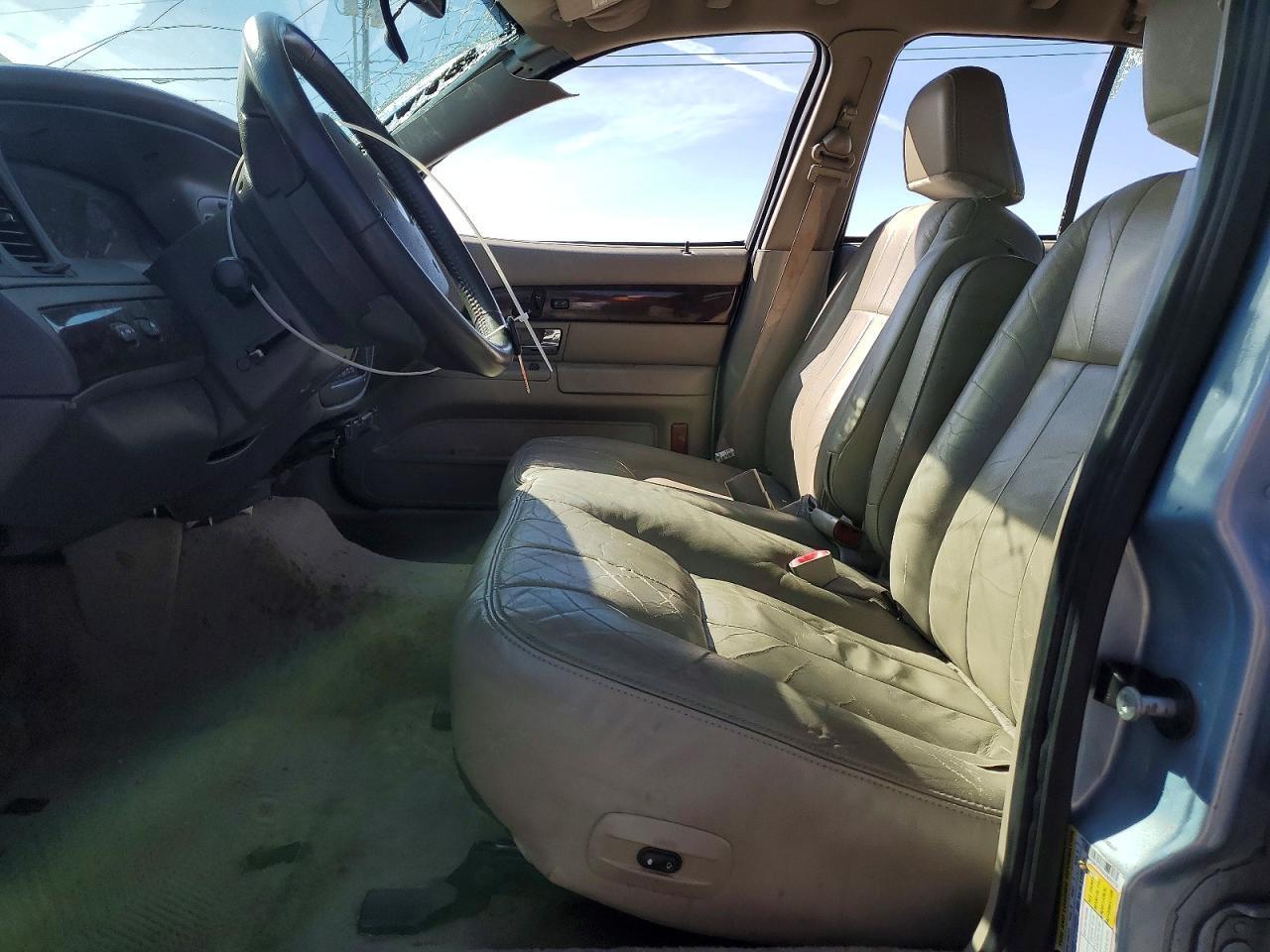 2010 Mercury Grand Marquis Ls - Image 7