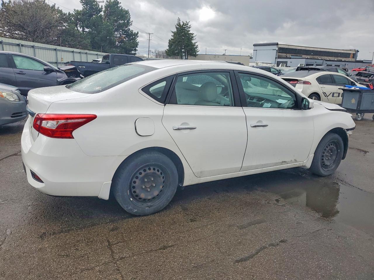 2017 Nissan Sentra S - Image 3