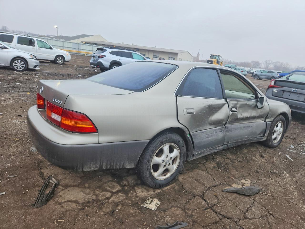 1998 Lexus Es 300 Base - Фото 3