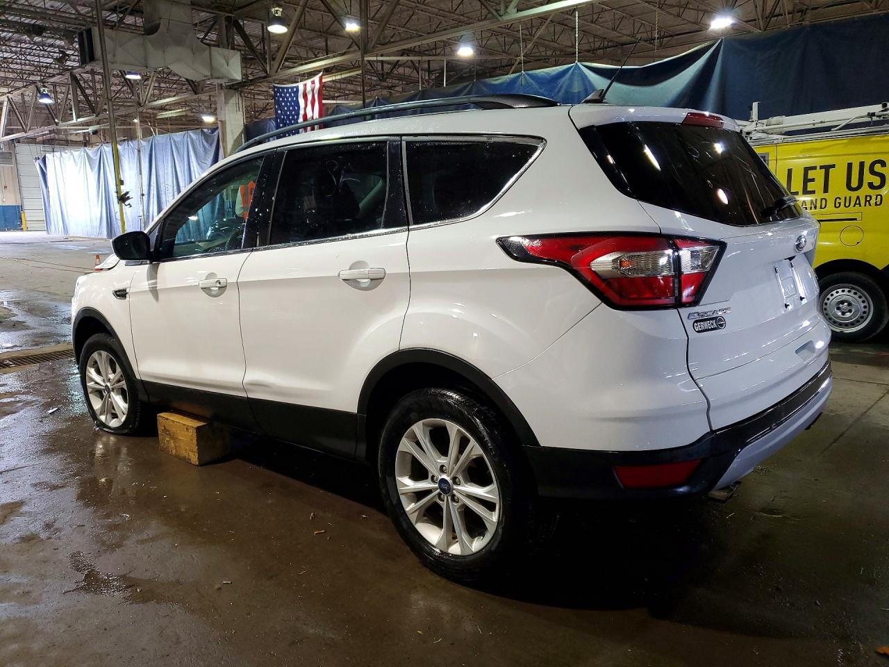 2018 Ford Escape Sel - Фото 2