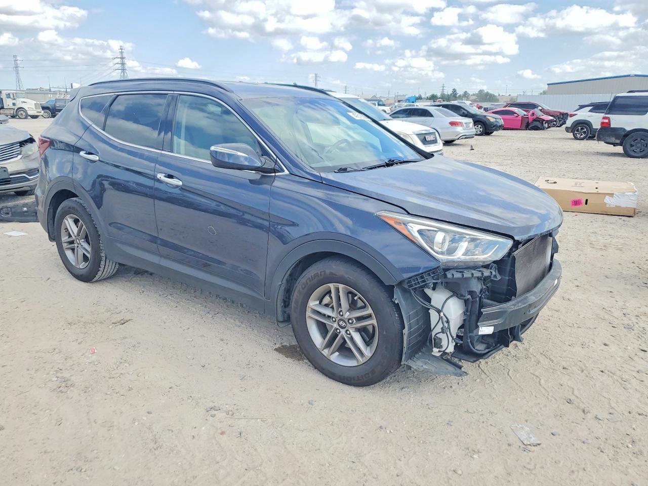2017 Hyundai Santa Fe Sport 2.4L - Фото 4