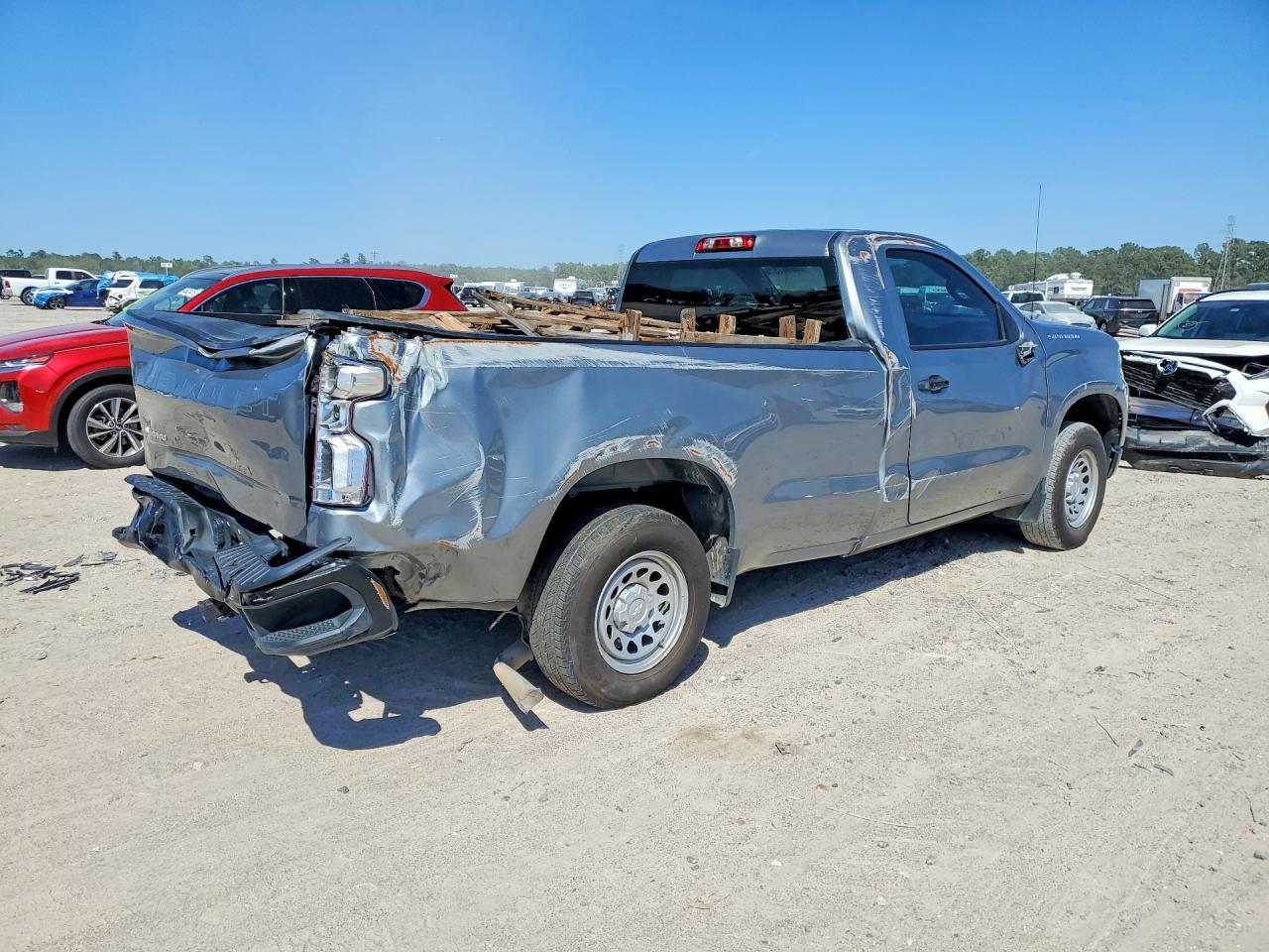 2025 Chevrolet Silverado C1500 - Image 3