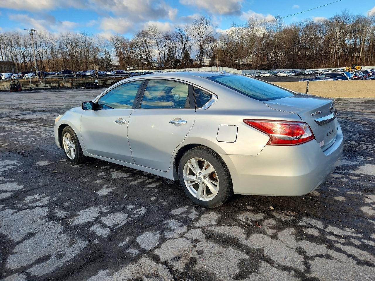 2013 Nissan Altima 2.5 - Фото 2