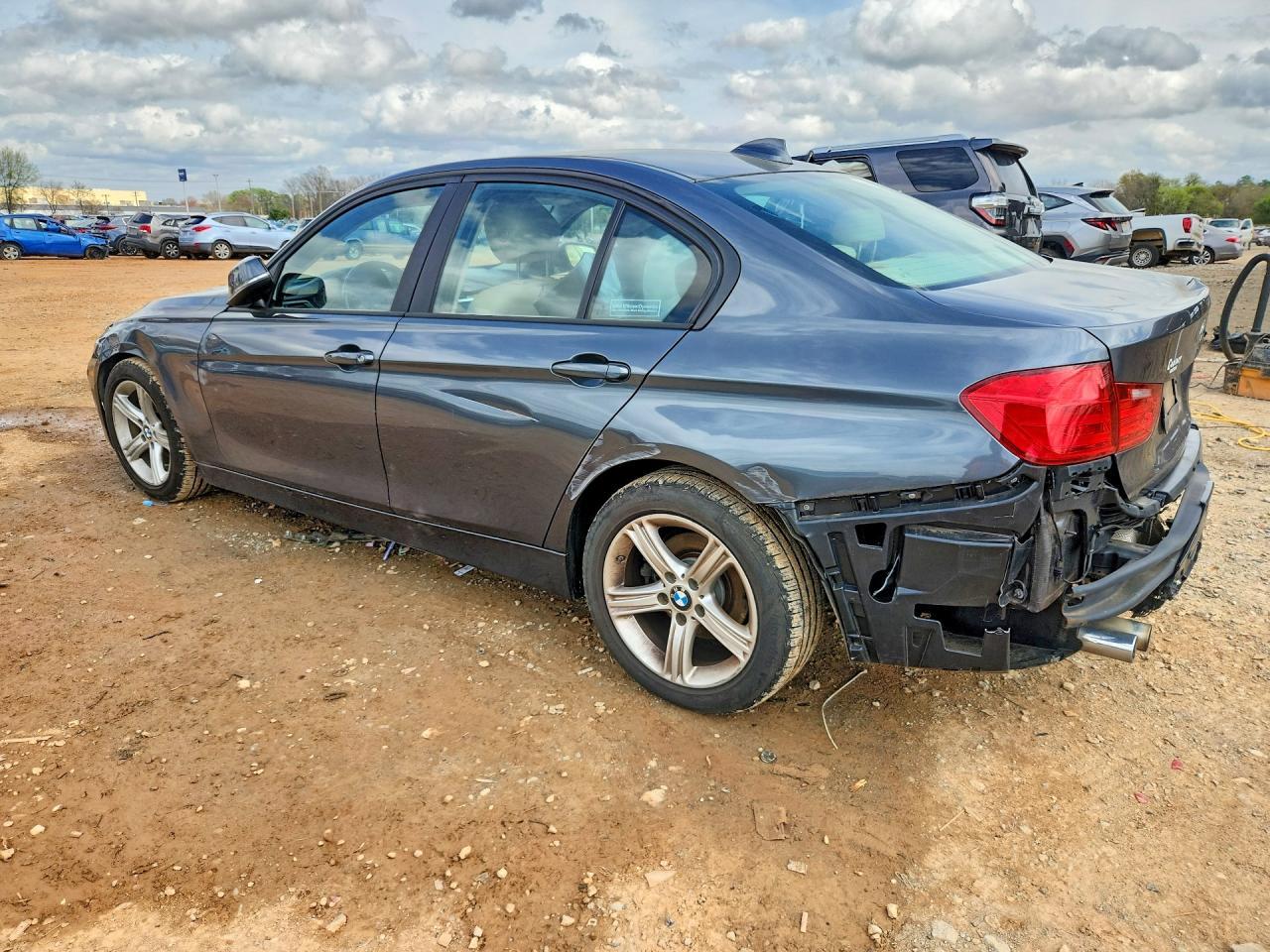 2013 BMW 328 I - Image 2
