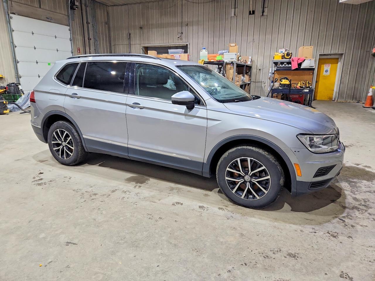 2021 Volkswagen Tiguan Se - Фото 4