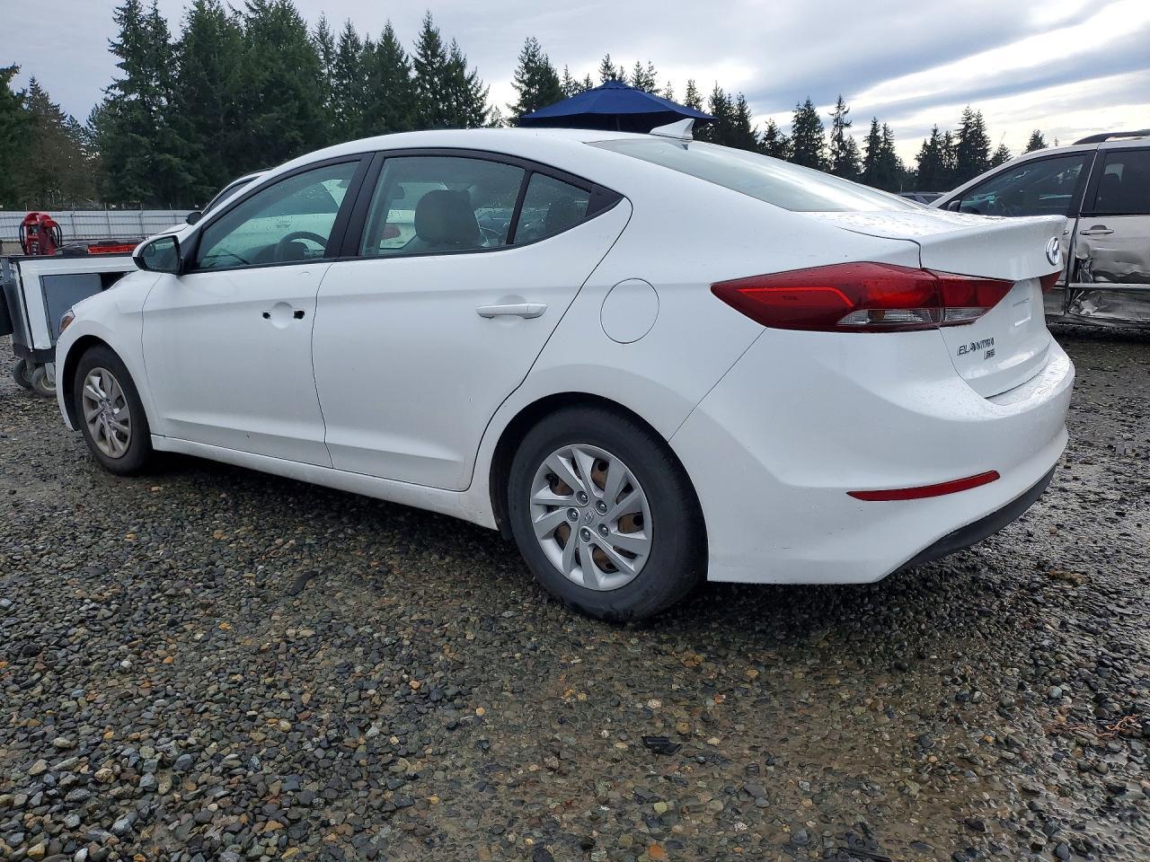 2017 Hyundai Elantra Se - Фото 2