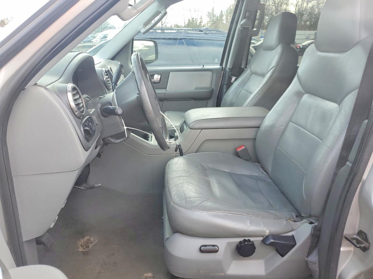 2004 Ford Expedition Xlt - Фото 7