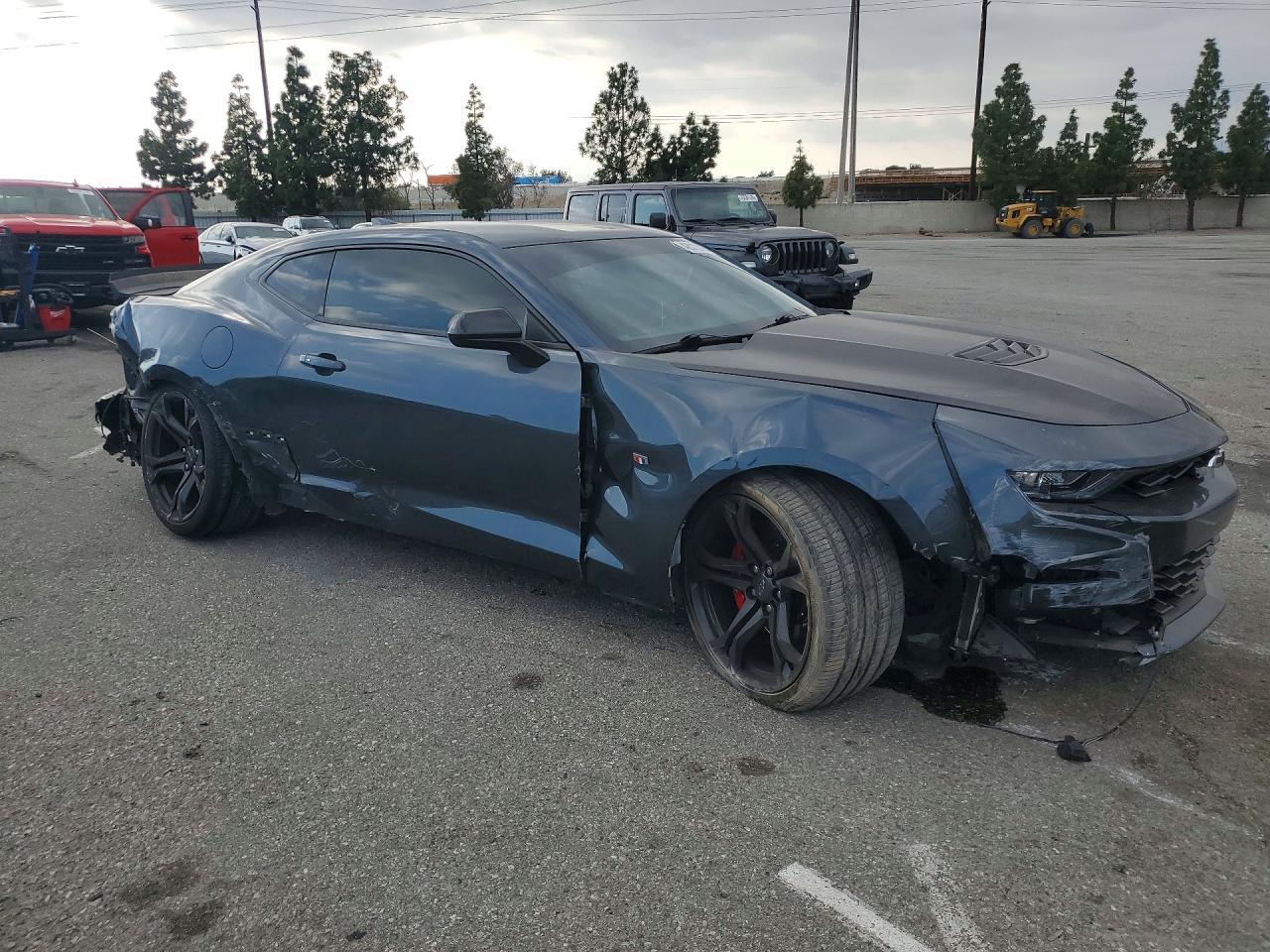 2023 Chevrolet Camaro Lt1 - Фото 4