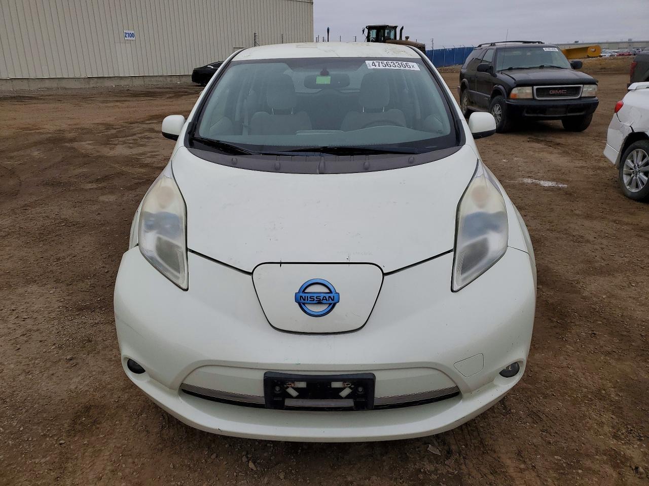 2012 Nissan Leaf Sv - Image 5