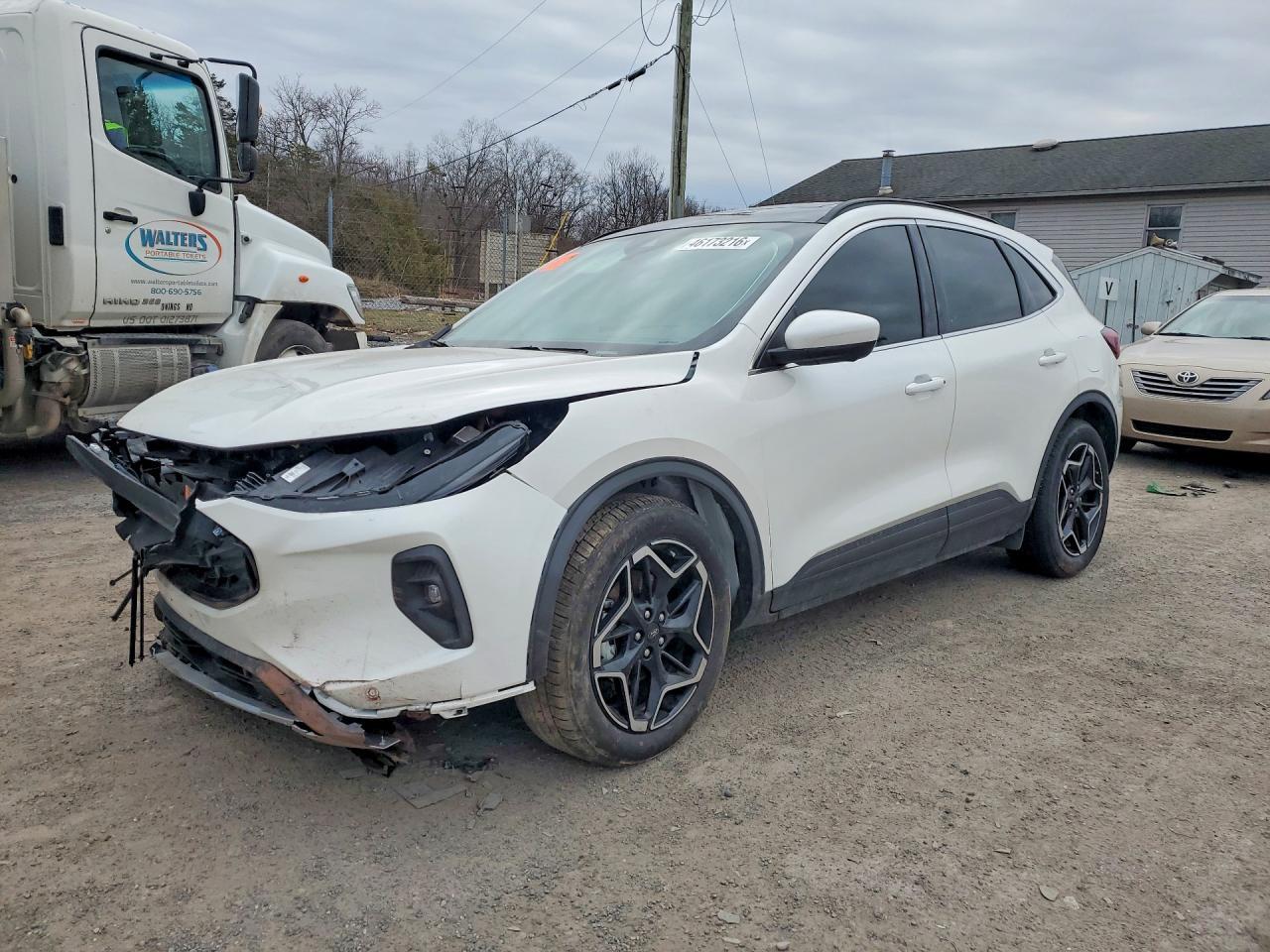 2026 Ford Escape Platinum