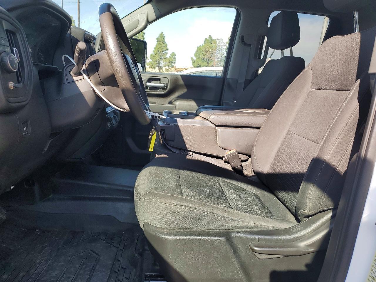 2022 Chevrolet Silverado C2500 Heavy Duty - Image 7