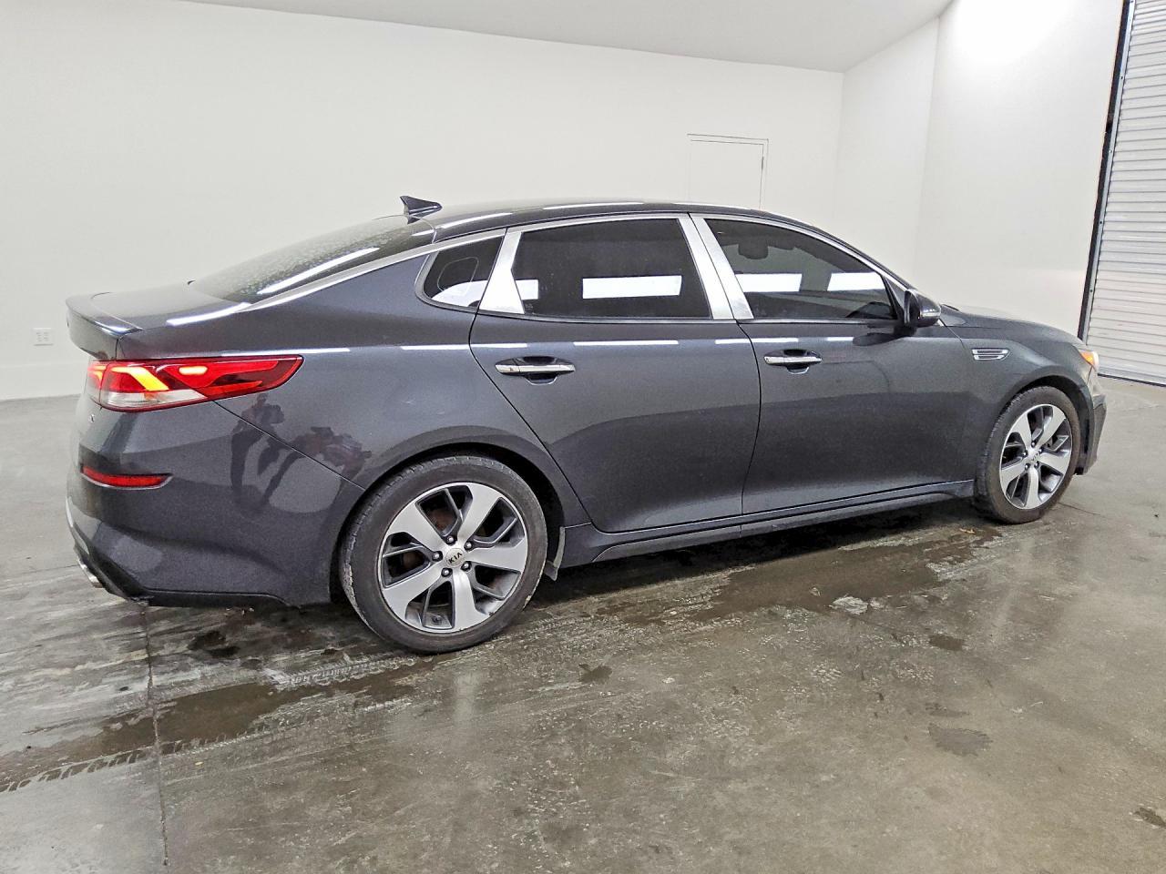 2019 Kia Optima S - Фото 3