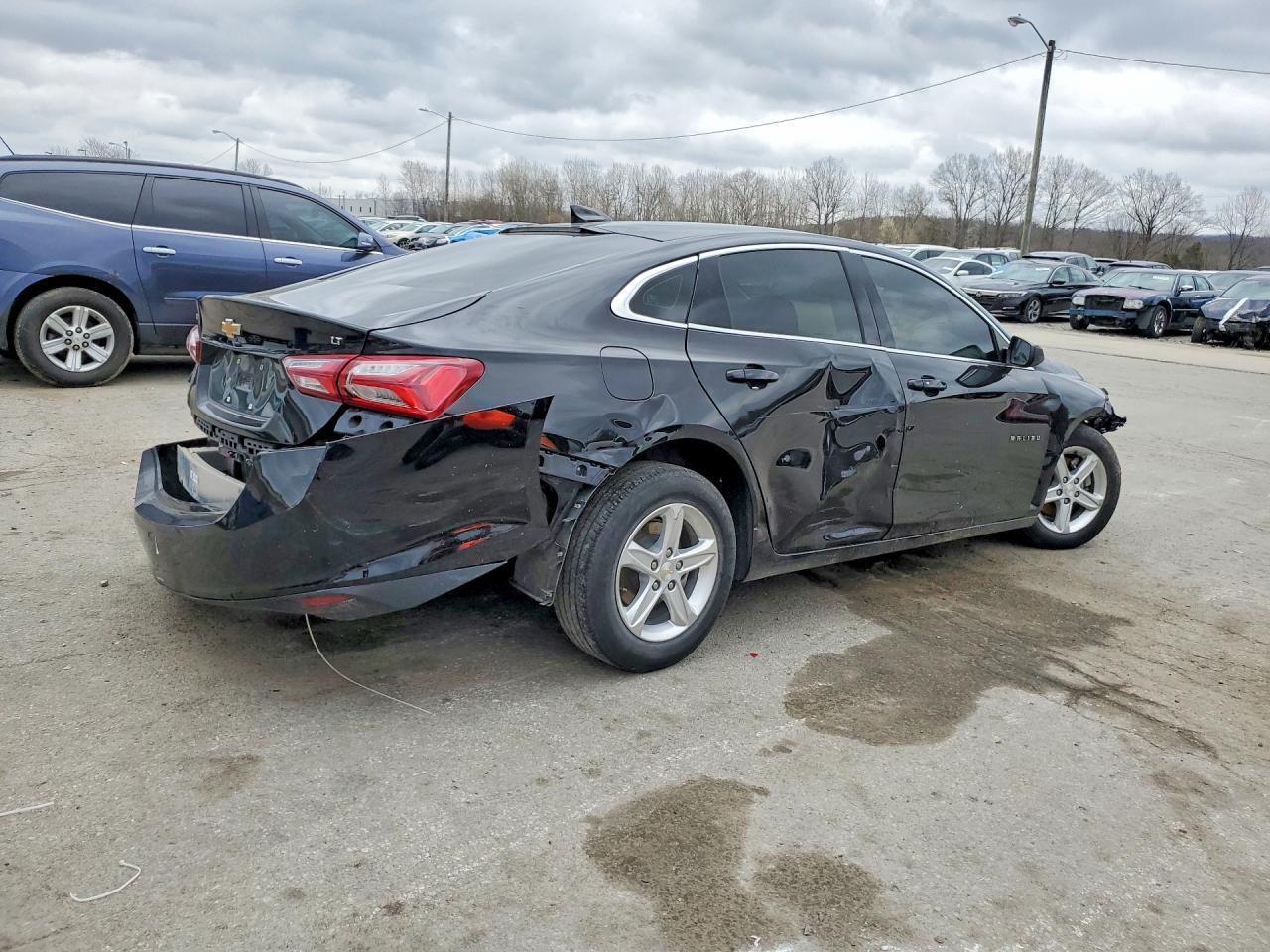 2022 Chevrolet Malibu Lt - Image 3