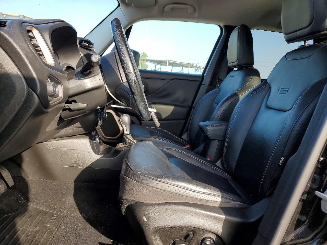 2017 Jeep Renegade Limited - Image 7