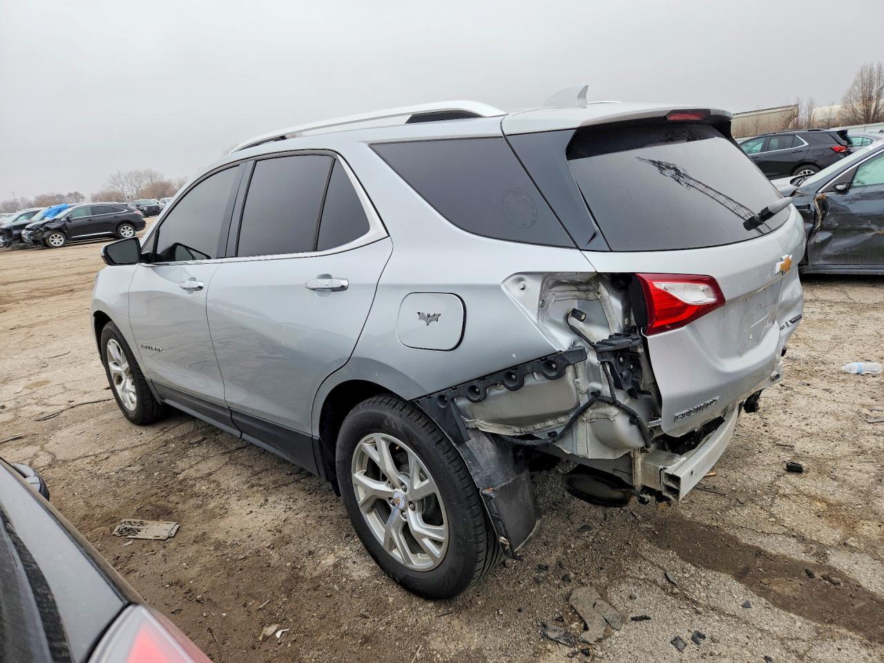 2018 Chevrolet Equinox Premier - Фото 2