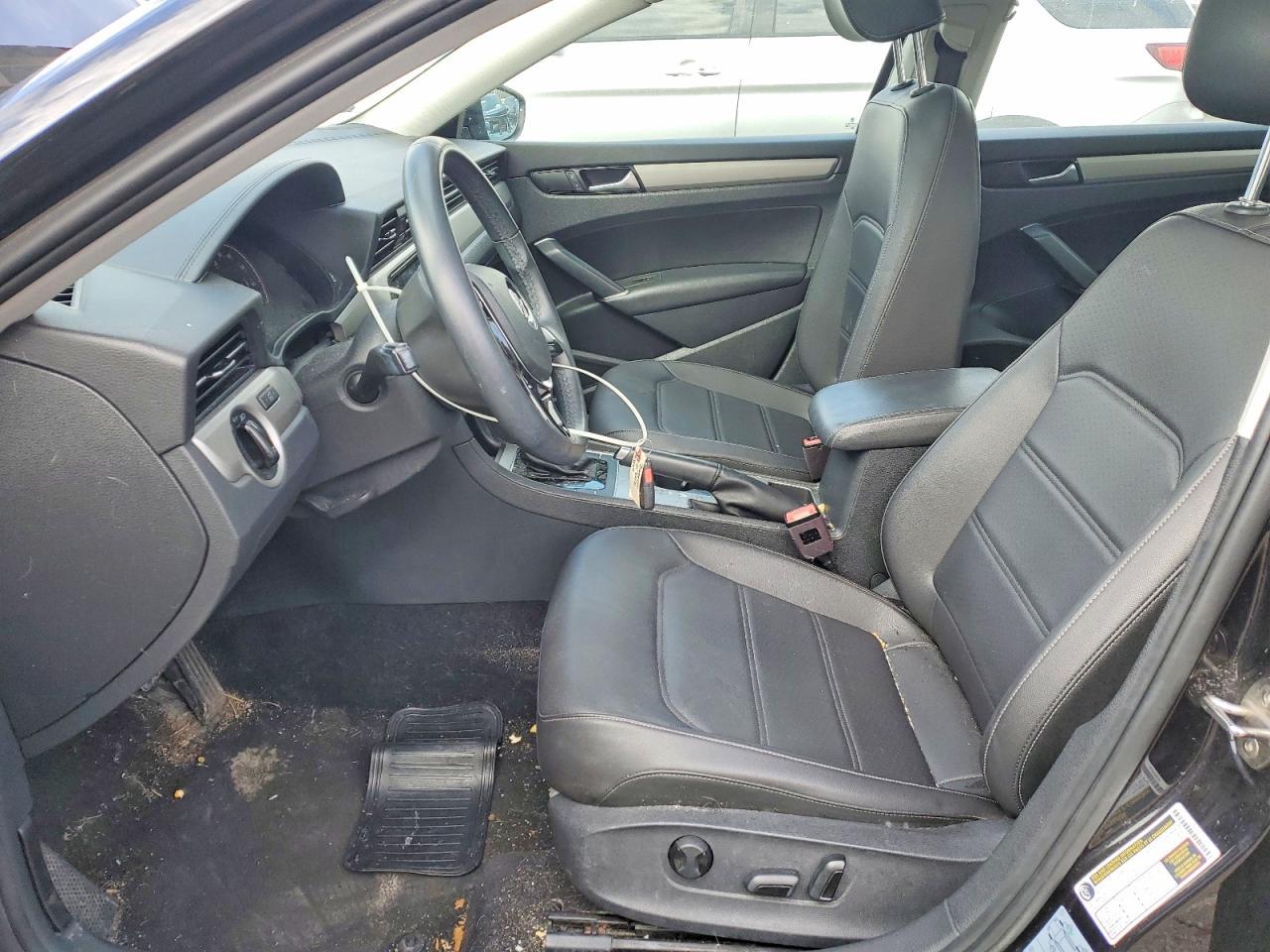 2021 Volkswagen Passat Se - Image 7