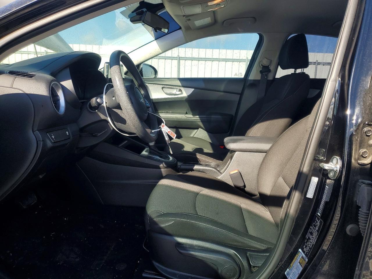 2023 Kia Forte Lx - Image 7